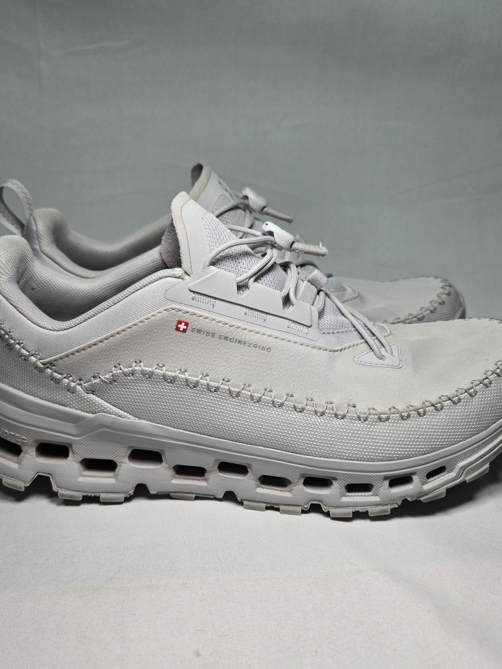On Cloud Running Cloudaway 2 Womens 9.5 Light Gray Walking Athletic